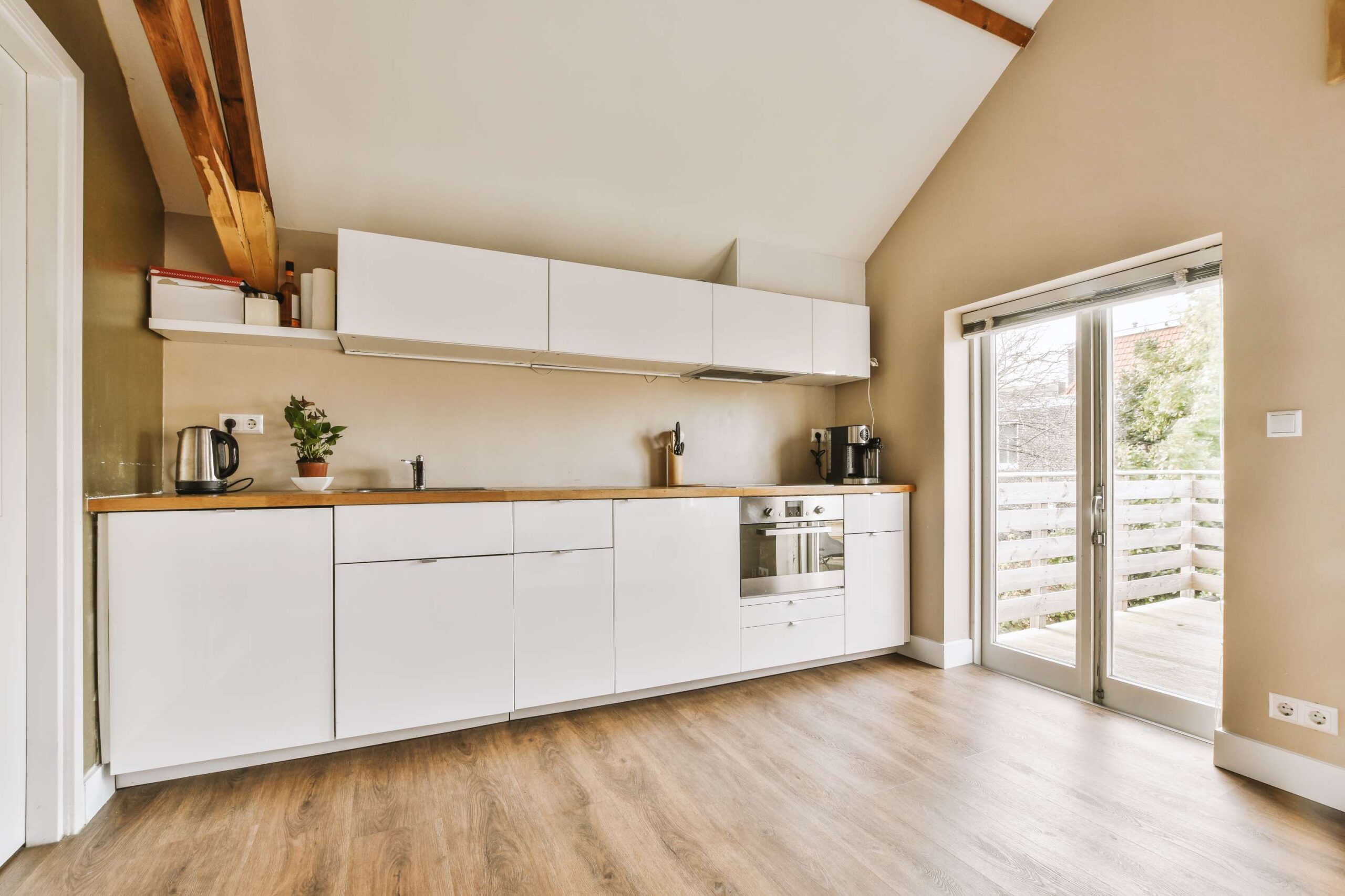 kitchen cabinet